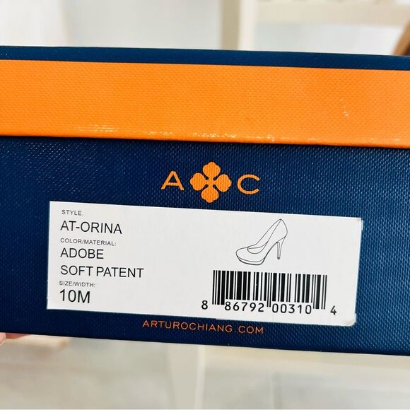 New Arturo Chiang Women's Orina Pumps in Nude Patent Leather Size 10 M - Picture 2 of 11